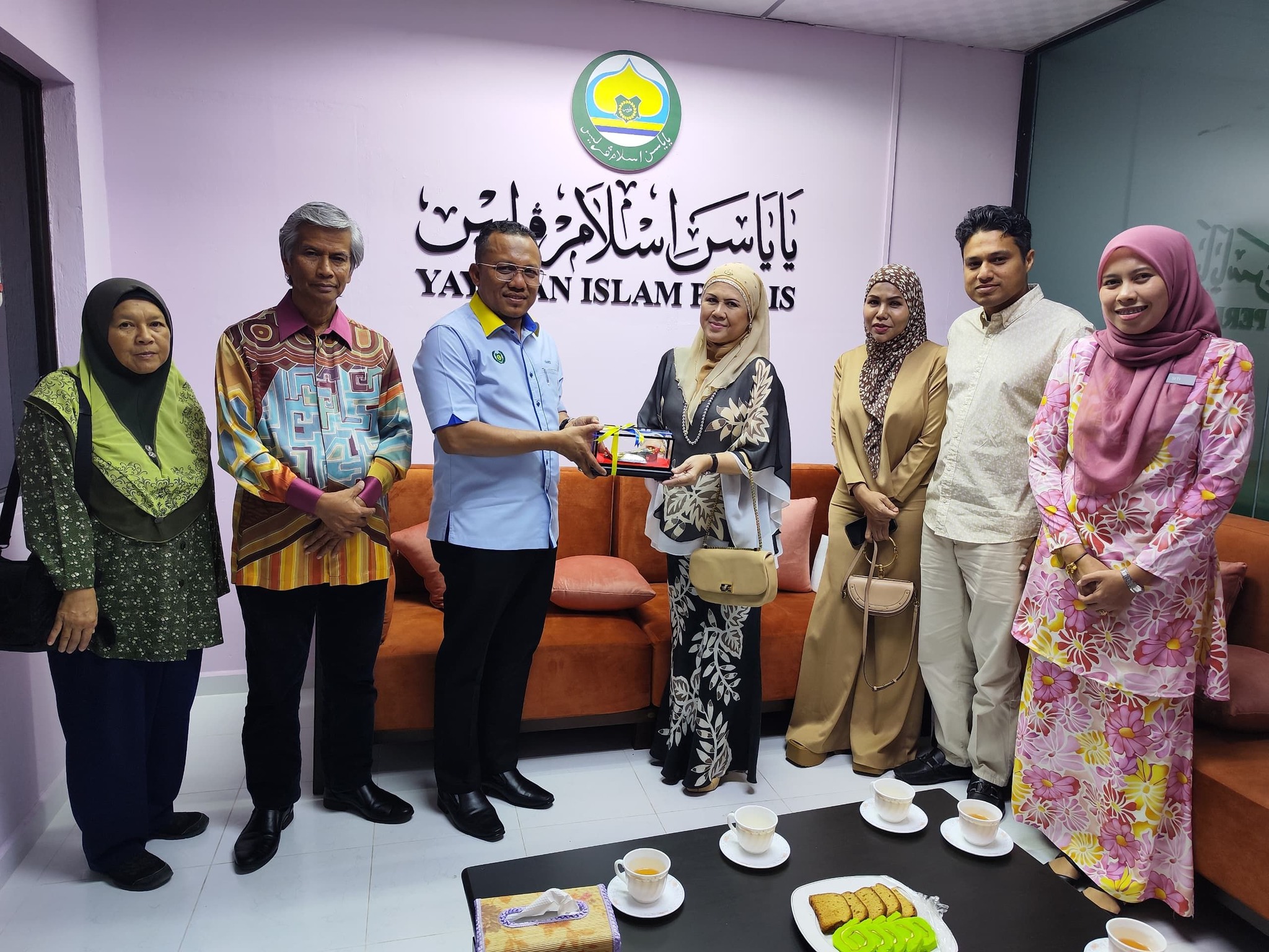Perbincangan Dalam Tanggungjawab Sosial Korporat , Perundangan Serta Pendidikan